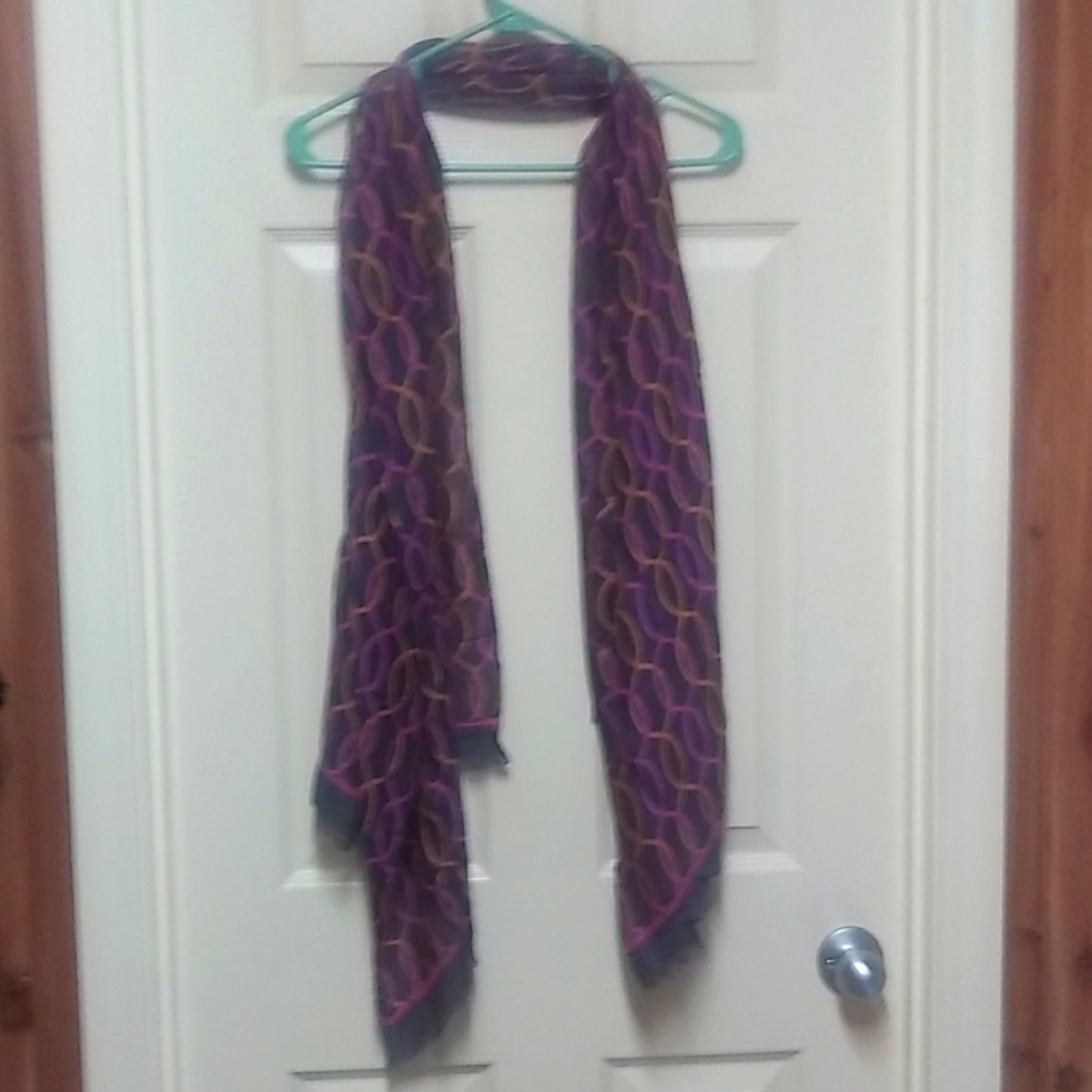 Vera Bradley Soft Fringe Scarf Black w/ pink & Gold Ovals  66" x 26 1/2"